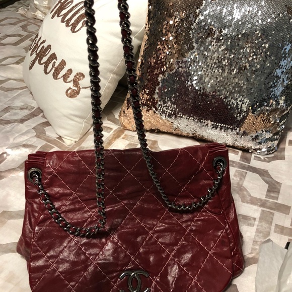 100% Authentic Red Chanel Satchel/Crossbody - Picture 8 of 9